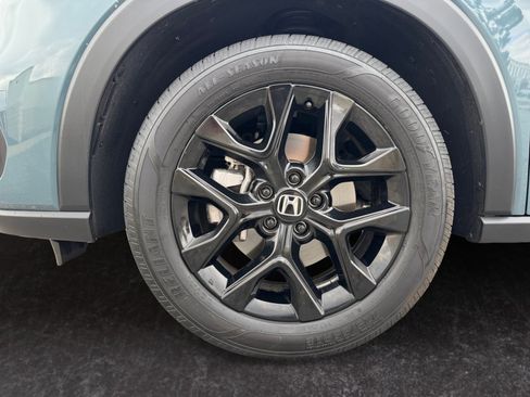 Used 2024 Honda HR-V Sport image 9