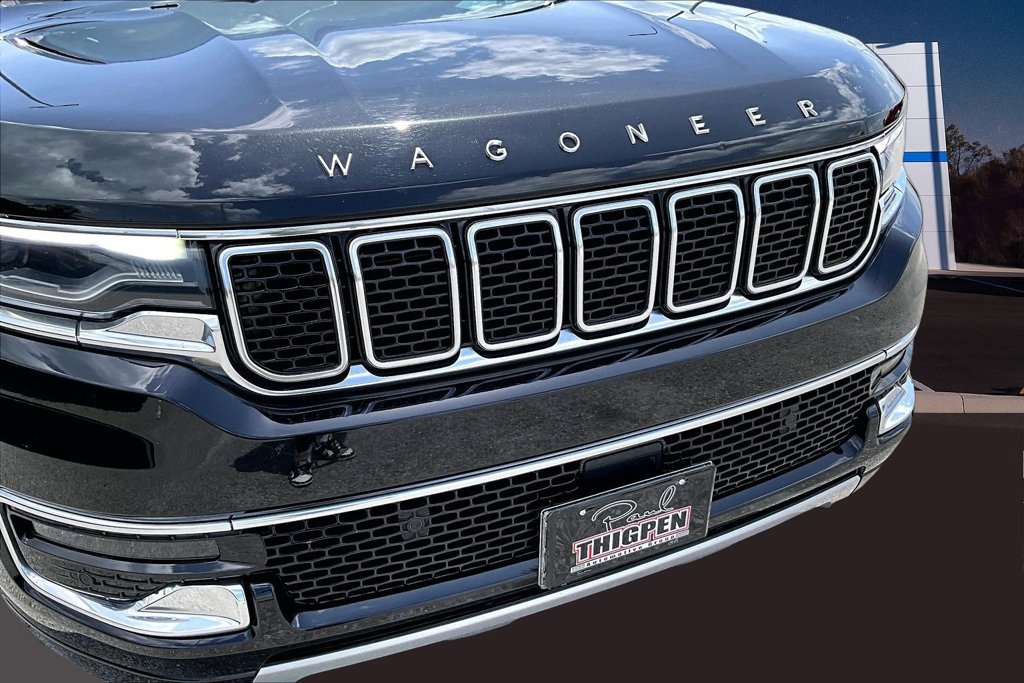 Used 2024 Jeep Wagoneer Series II AWD/4WD image 38