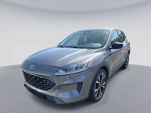 Used 2021 Ford Escape SE w/ SE Sport Appearance Package FWD image 8