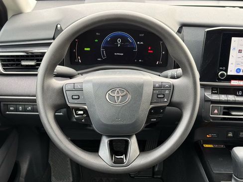 New 2026 Toyota Camry LE image 14