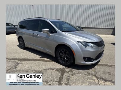 Used 2018 Chrysler Pacifica Touring-L Plus