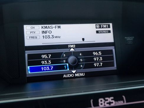 Used 2015 Honda Pilot Touring image 30