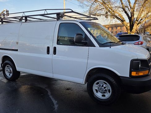 Used 2012 Chevrolet Express 3500 w/ Power Package image 6
