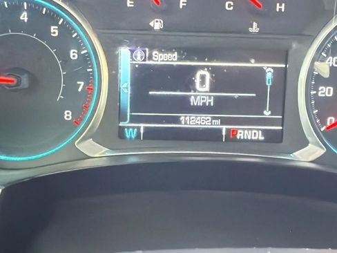 Used 2019 Chevrolet Traverse LT w/ LPO, Blackout Package AWD/4WD image 17