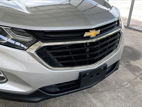 Used 2018 Chevrolet Equinox LS FWD image 29