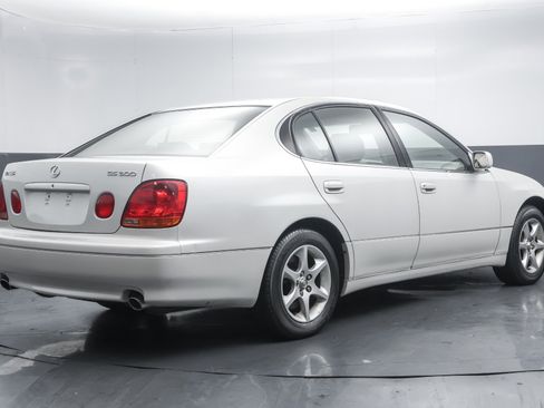 Used 2003 Lexus GS 300 w/ Leather Trim Pkg RWD image 3