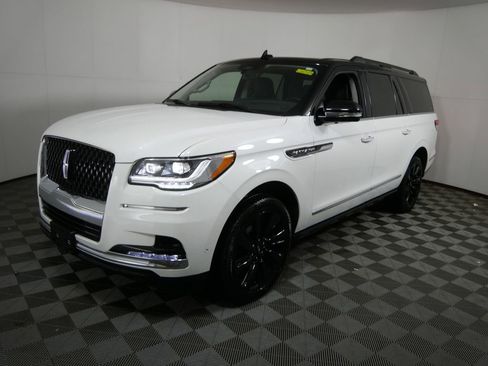 Used 2024 Lincoln Navigator L Black Label image 7