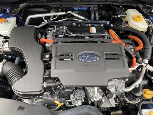 Used 2025 Subaru Forester Limited image 24