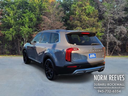 Used 2021 Kia Telluride SX w/ SX Prestige Package image 21