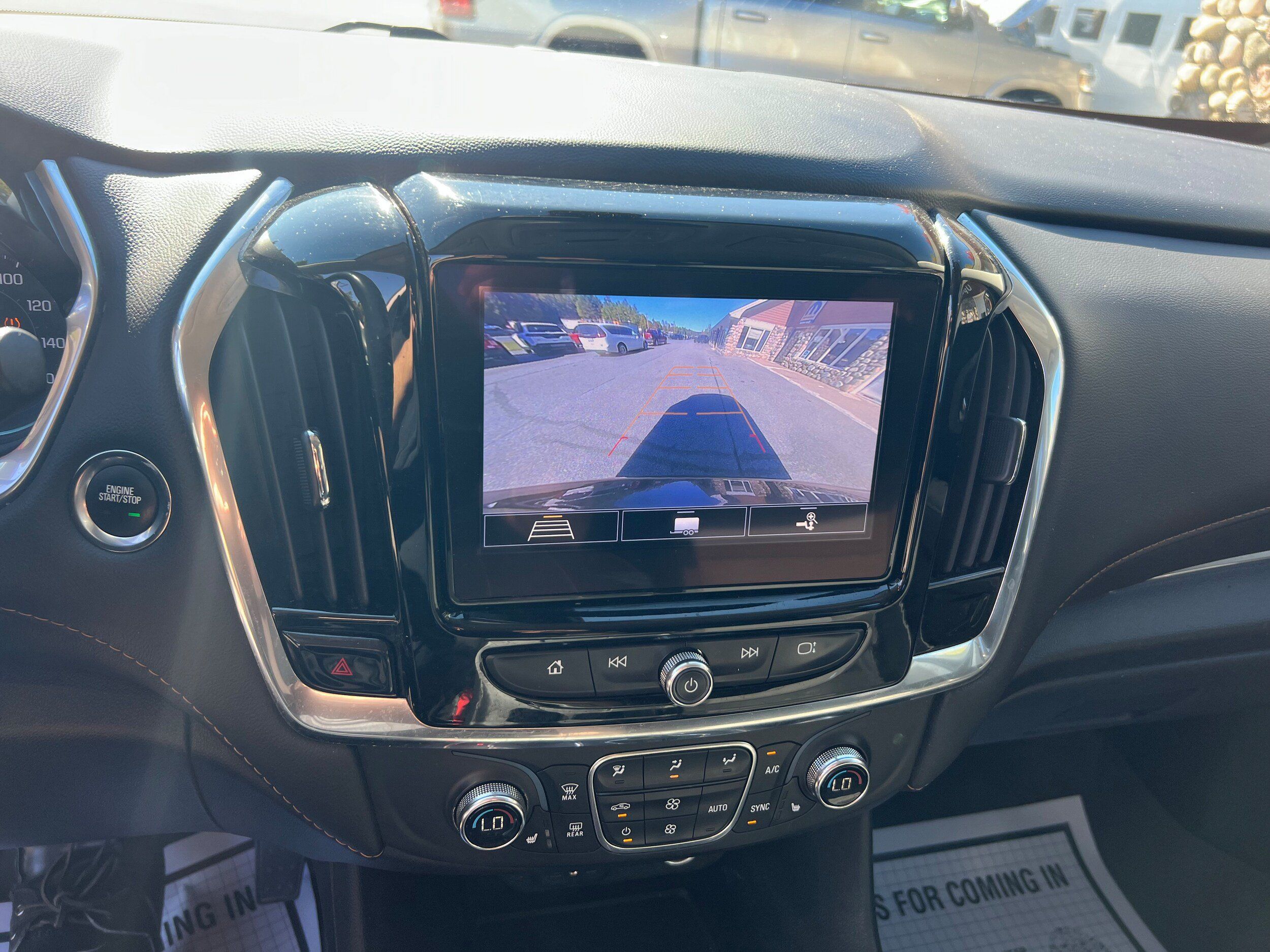 Used 2020 Chevrolet Traverse LT w/ LPO, Floor Liner Package AWD/4WD image 16