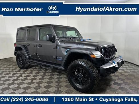 Used 2024 Jeep Wrangler Unlimited image 1