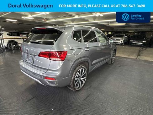 Used 2024 Volkswagen Taos SE FWD image 8