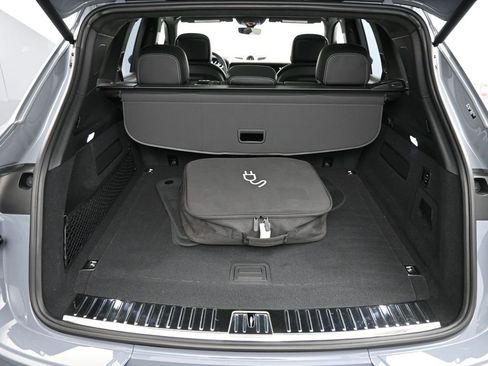 Used 2025 Porsche Cayenne Turbo image 29