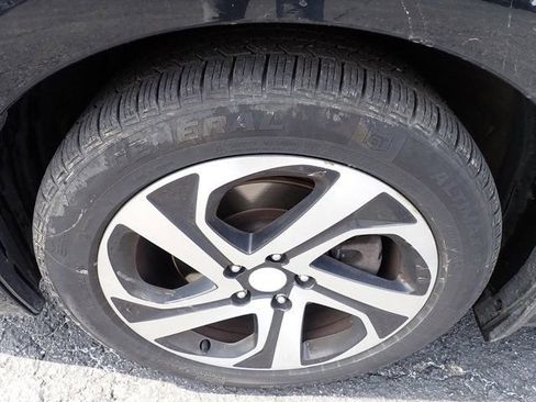 Used 2021 Subaru Legacy Touring XT image 9