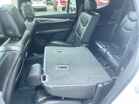 Certified 2024 Cadillac XT6 Luxury w/ LPO, Floor Liner Package AWD/4WD image 25