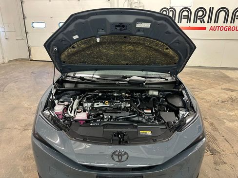 Used 2024 Toyota Prius Prime FWD image 18