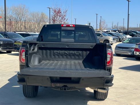 Used 2018 GMC Sierra 1500 Denali w/ Denali Ultimate Package image 15