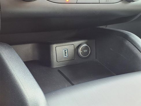 Used 2020 Ford Escape SE image 10