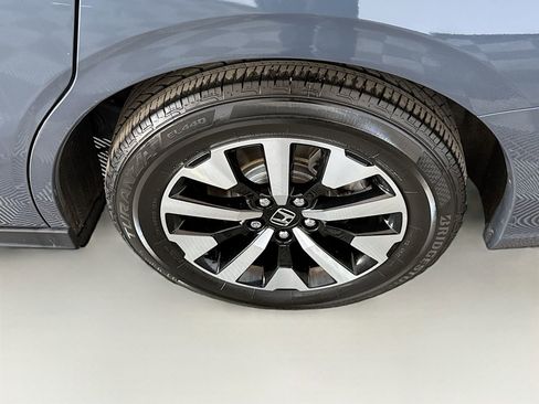 Used 2025 Honda Odyssey EX-L image 23
