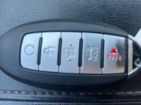 Used 2021 Nissan Sentra SV FWD image 24