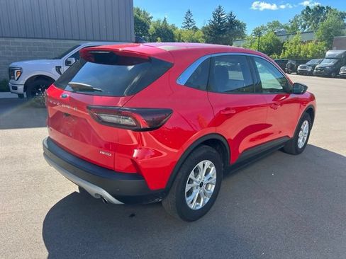 Used 2024 Ford Escape Active w/ Tech Pack #1 AWD/4WD image 5