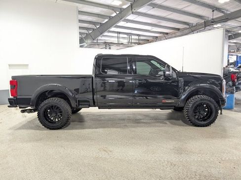 Used 2024 Ford F350 Platinum w/ FX4 Off-Road Package AWD/4WD image 2