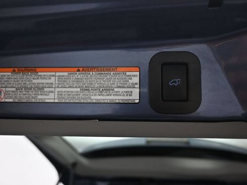 Used 2016 Toyota Sienna XLE FWD image 58