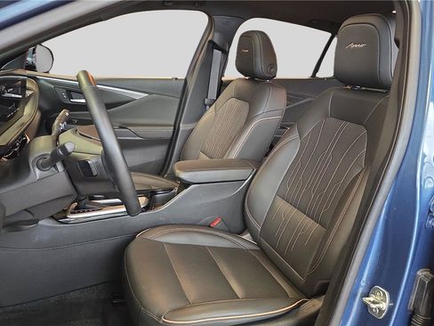 Used 2024 Buick Envista Sport Touring FWD image 11