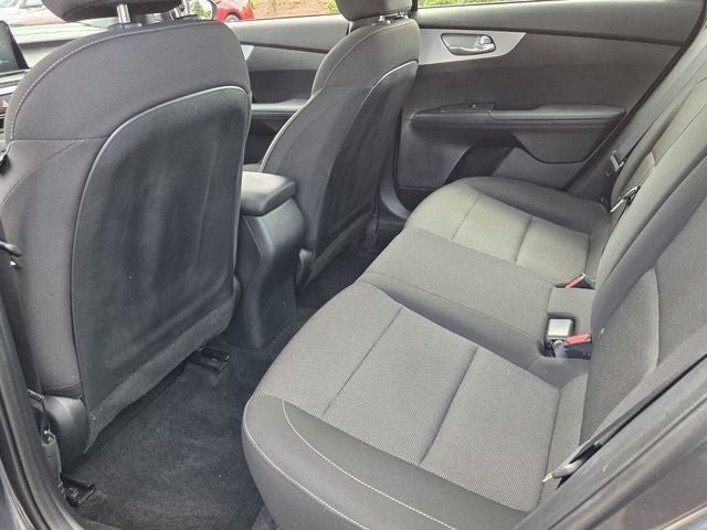 Used 2024 Kia Forte LXS FWD image 11