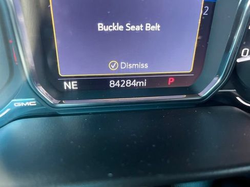 Used 2021 GMC Yukon AT4 w/ AT4 Premium Package AWD/4WD image 27