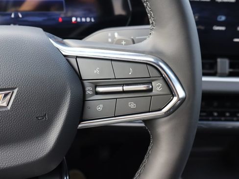 New 2027 Chevrolet Equinox LT FWD image 9