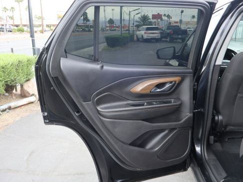 Used 2018 GMC Terrain SLE FWD image 21