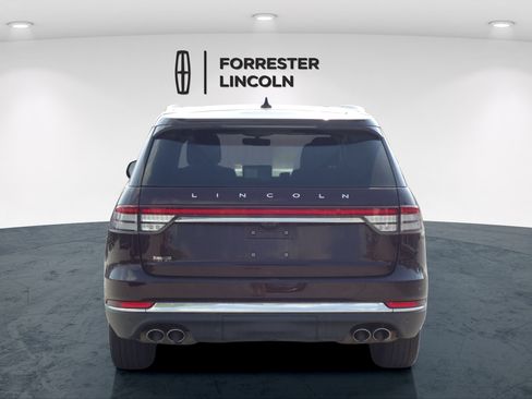 Certified 2023 Lincoln Aviator Reserve w/ Elements Package Plus AWD/4WD image 4