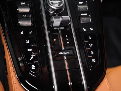 New 2026 Aston Martin V8 Vantage S image 31