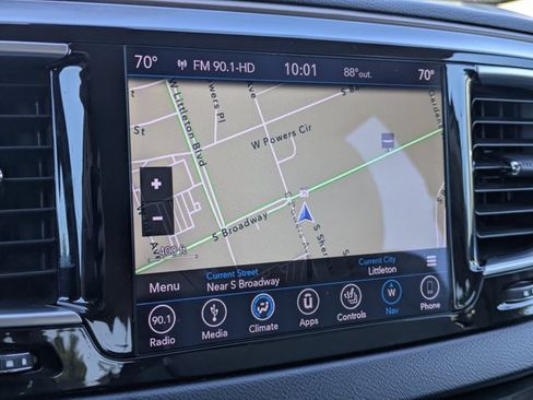 Used 2019 Chrysler Pacifica Touring-L Plus FWD image 14