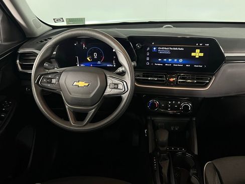 Used 2025 Chevrolet TrailBlazer LT image 15