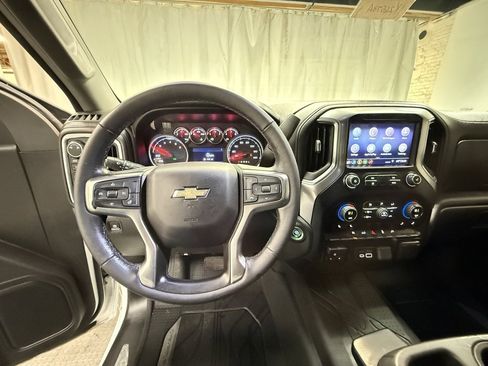 Used 2019 Chevrolet Silverado 1500 LT w/ All-Star Edition image 27