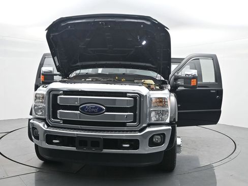 Used 2016 Ford F350 Lariat w/ Lariat Ultimate Package image 43