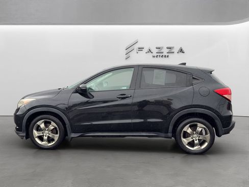 Used 2018 Honda HR-V EX image 9