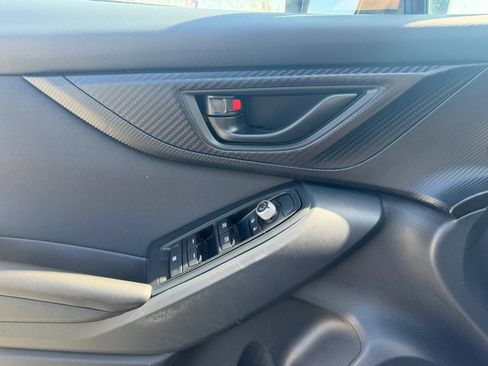 Used 2023 Subaru Crosstrek 2.0i Premium image 24