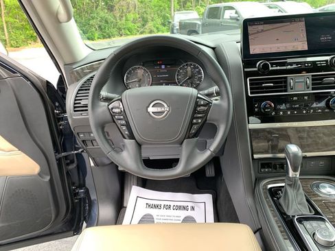 Used 2024 Nissan Armada Platinum w/ Captain's Chairs Package RWD image 14