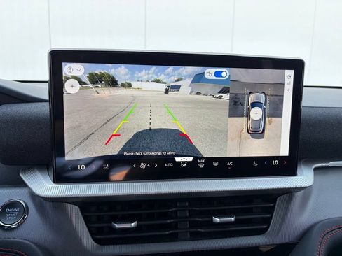 Certified 2025 Ford Explorer ST-Line w/ ST-Line Street Pack AWD/4WD image 43