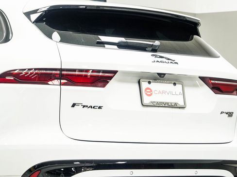 Used 2023 Jaguar F-PACE R-Dynamic S image 13