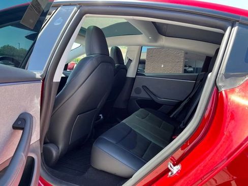 Used 2025 Tesla Model 3 Long Range image 9