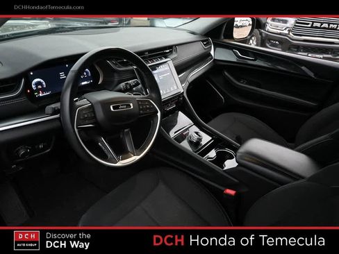 Used 2021 Jeep Grand Cherokee L Laredo w/ Luxury Tech Group I image 8