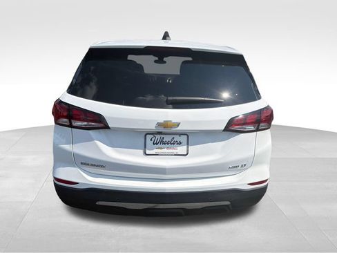 Used 2024 Chevrolet Equinox LT AWD/4WD image 4