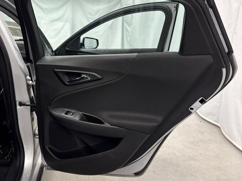 Used 2018 Chevrolet Malibu LT FWD image 29