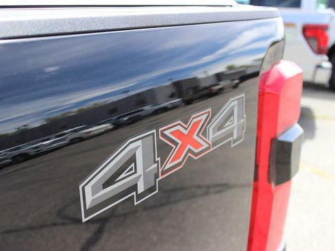 Used 2025 Ford F350 Platinum w/ Platinum Plus Package image 6