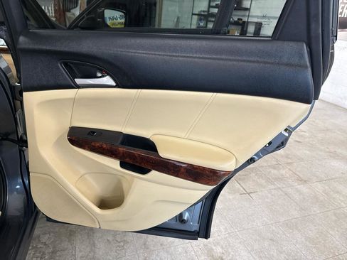 Used 2010 Honda Crosstour EX-L image 52
