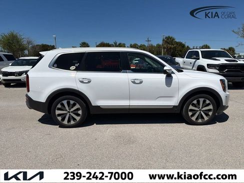 Used 2022 Kia Telluride S image 1